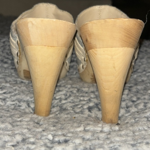 Babyphat ladies size 6 clogs - Picture 7 of 9